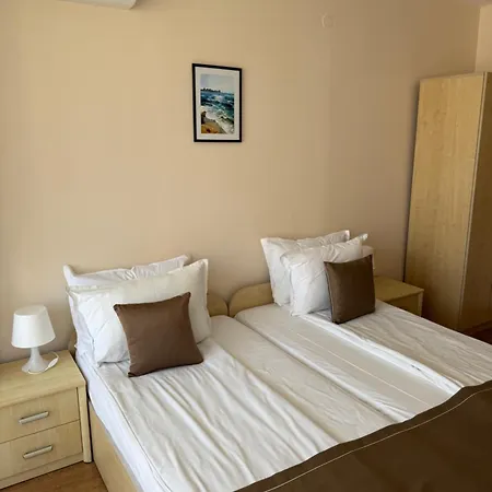 Apartment Premier болгария первая линия с бесплатная парковка и мини аквапарк анимация Sveti Vlas